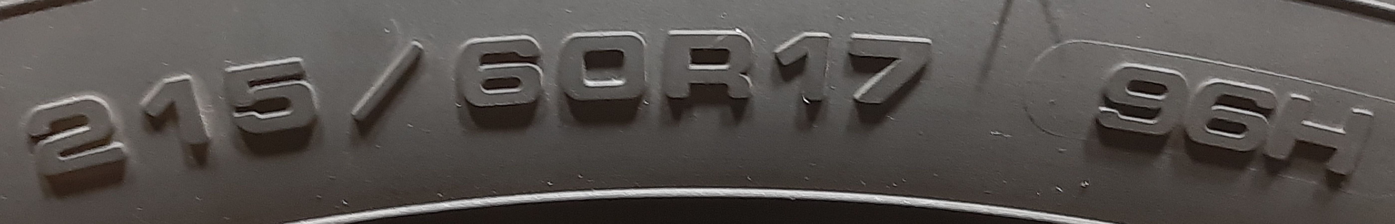Goodyear Efficientgrip SUV