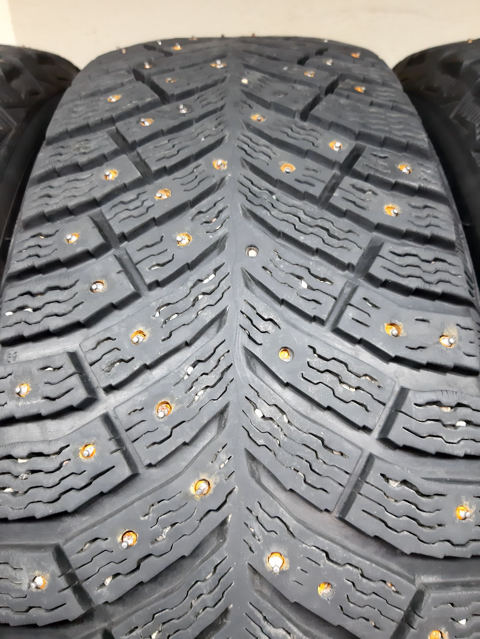 Michelin X-Ice North 4