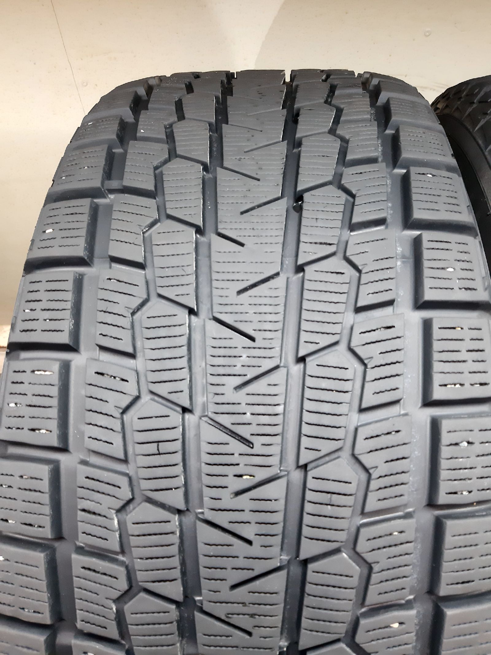 Yokohama Ice Guard G075