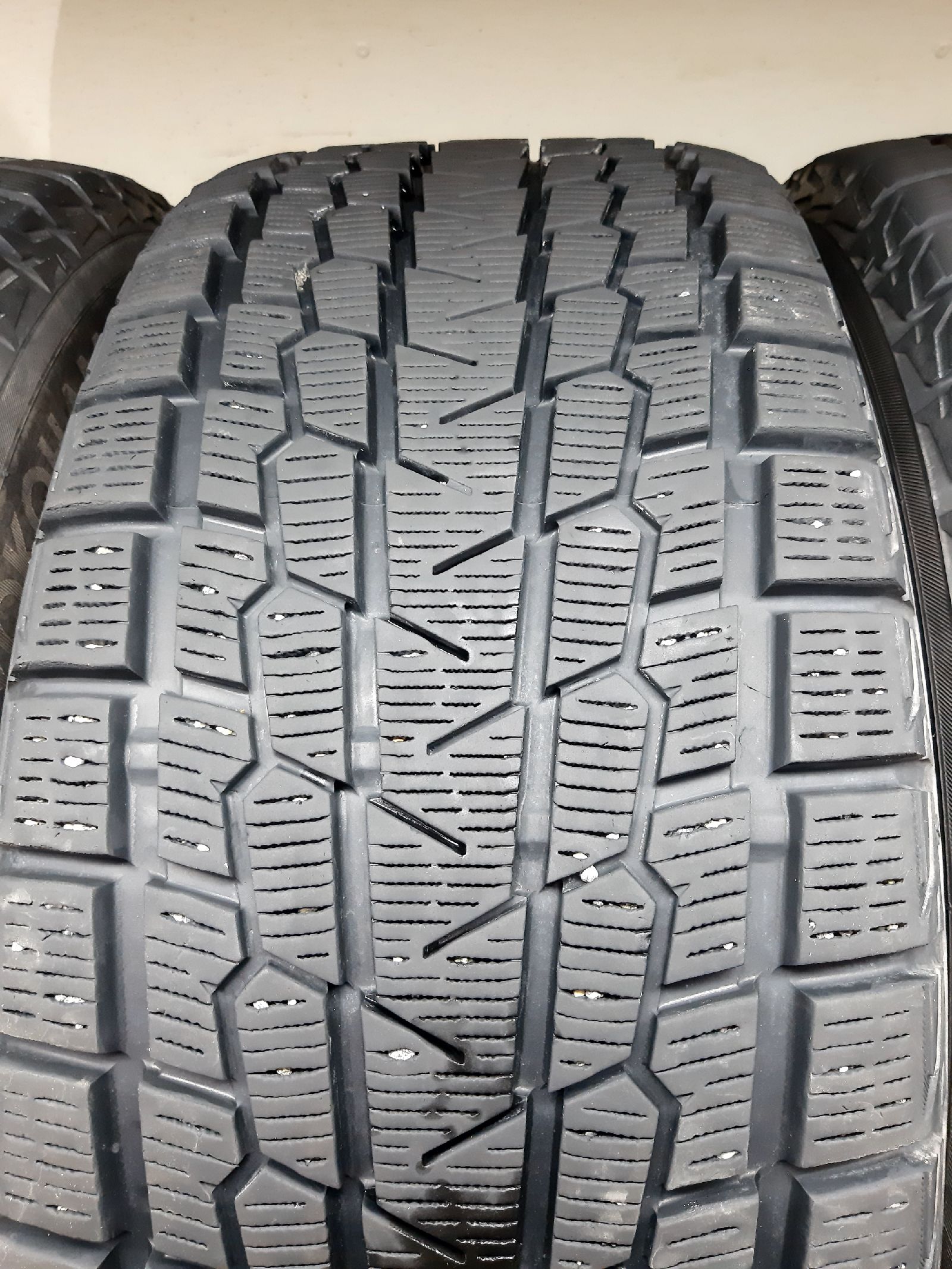 Yokohama Ice Guard G075