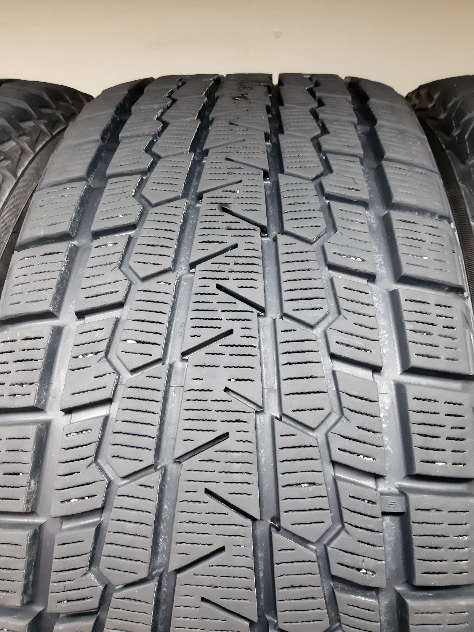 Yokohama Ice Guard G075