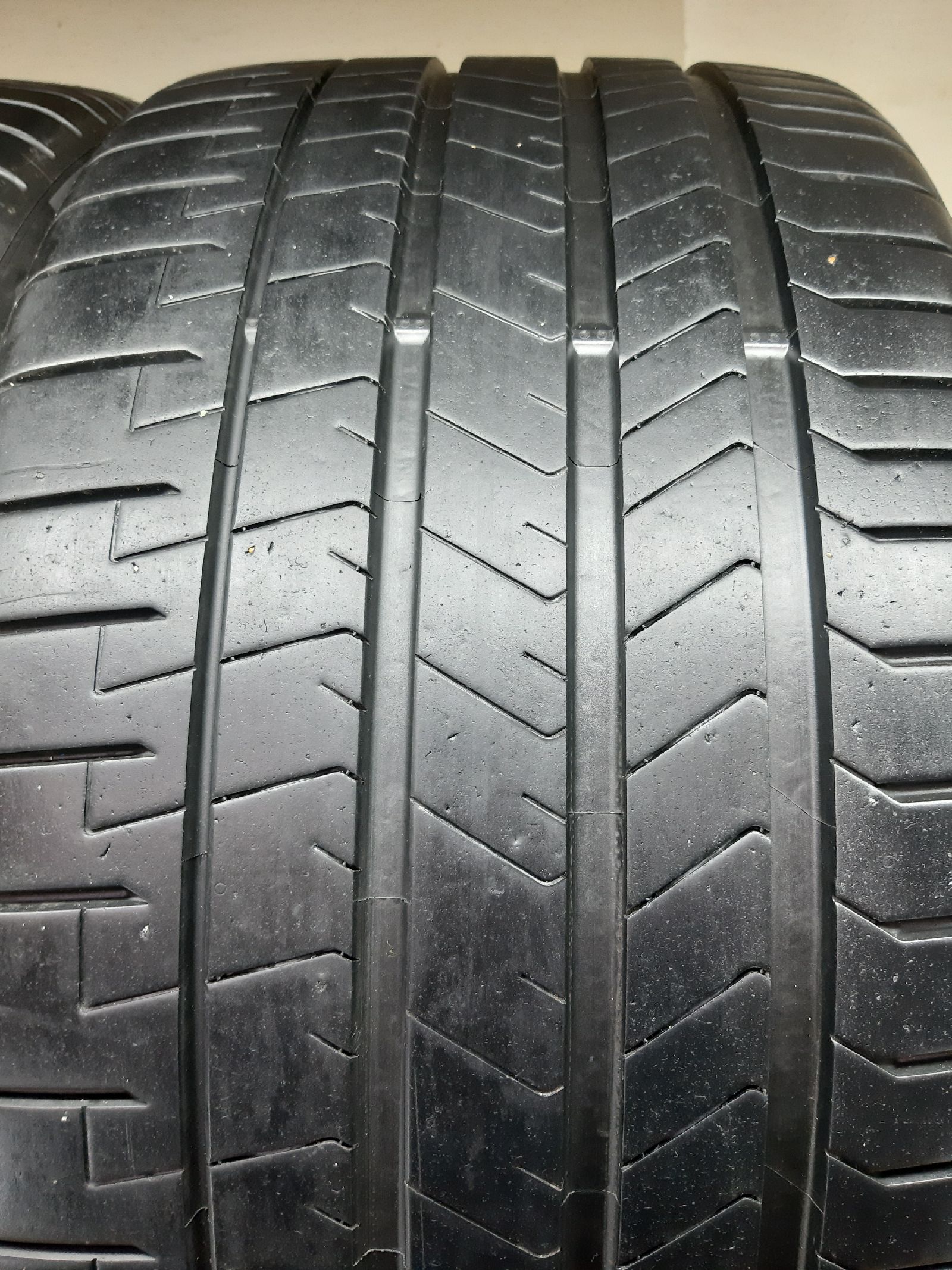 Pirelli P Zero Sports CAR