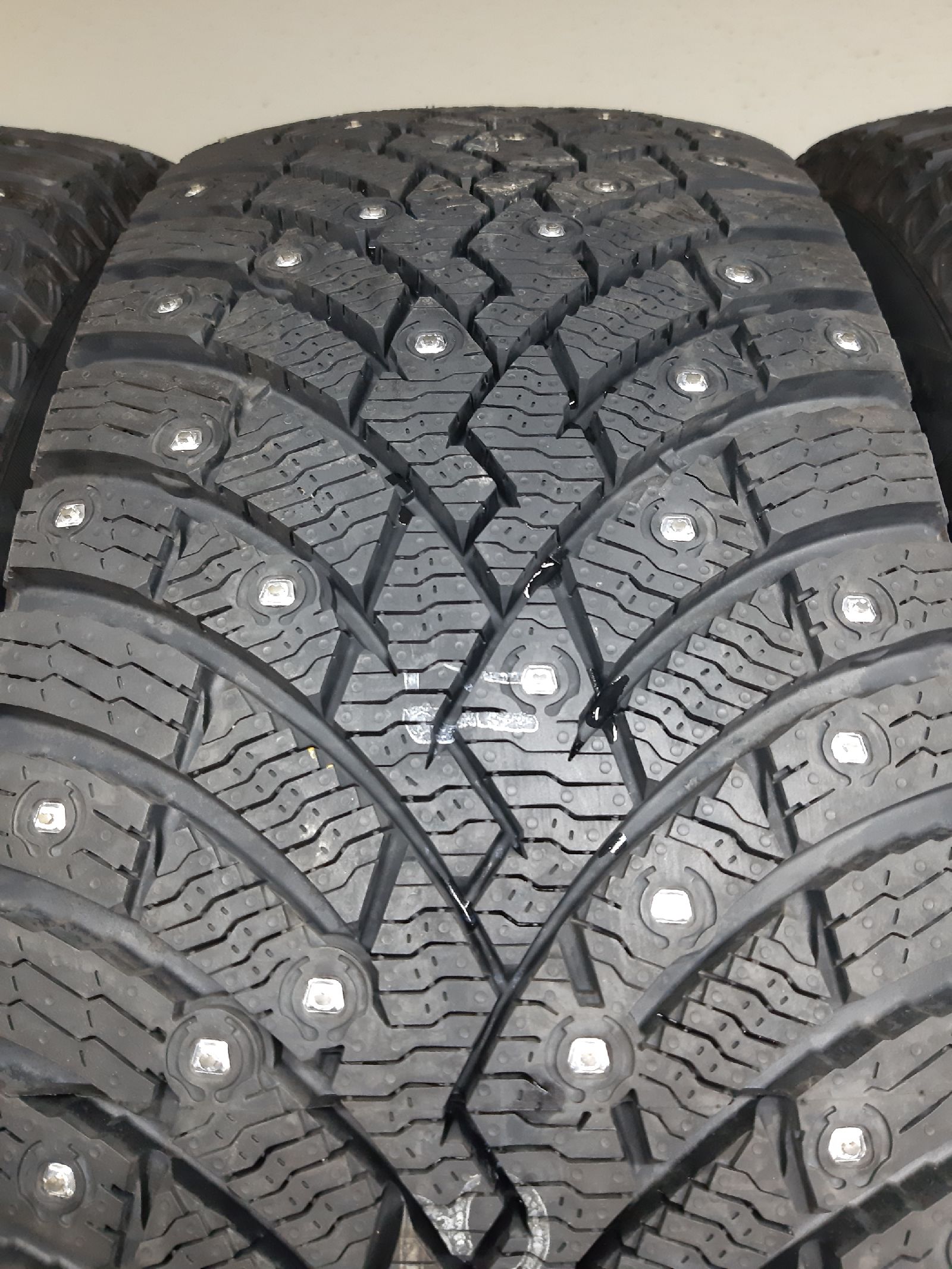 Pirelli Scorpion Ice Zero 2