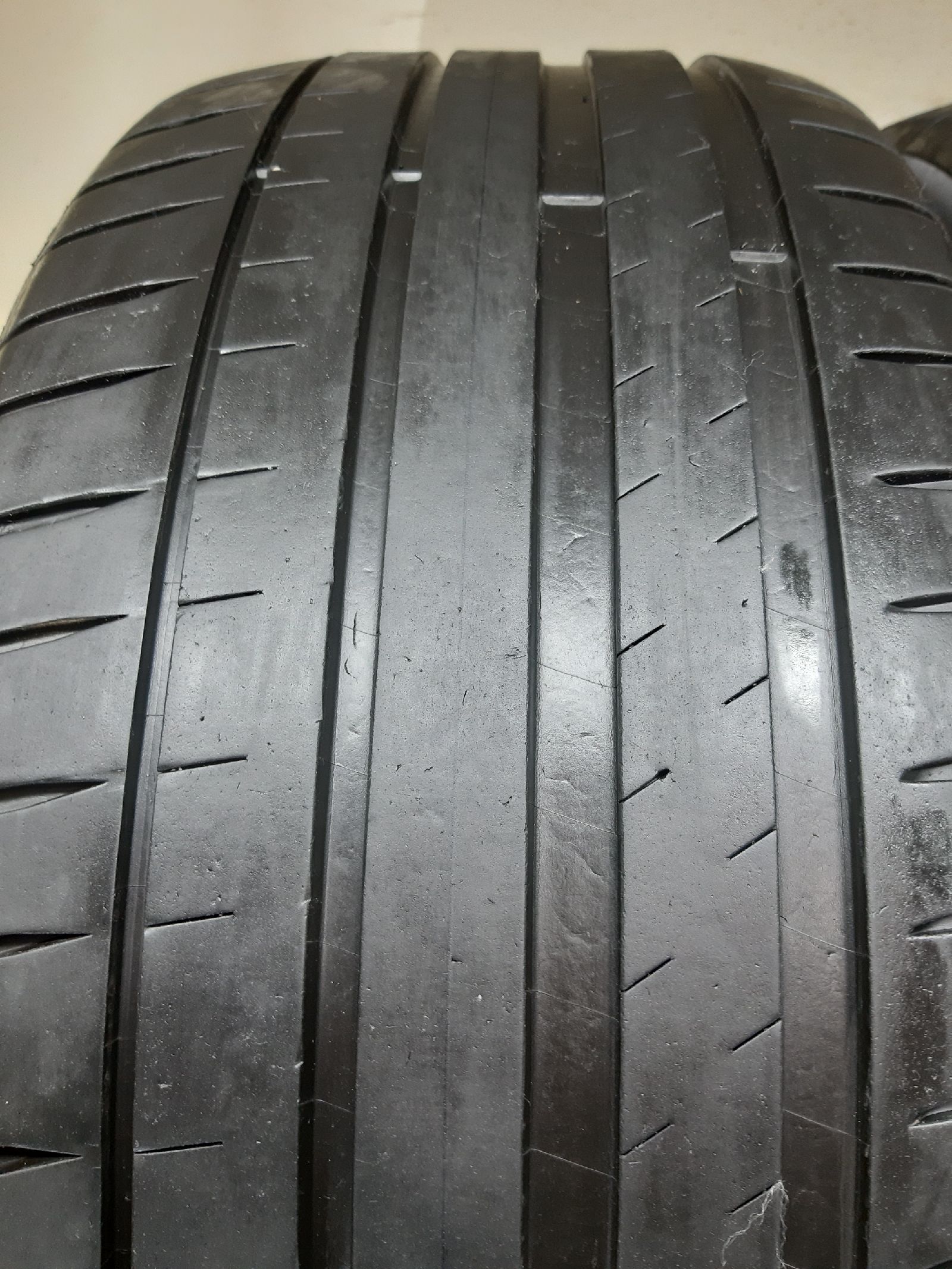 Michelin Pilot Sport 4