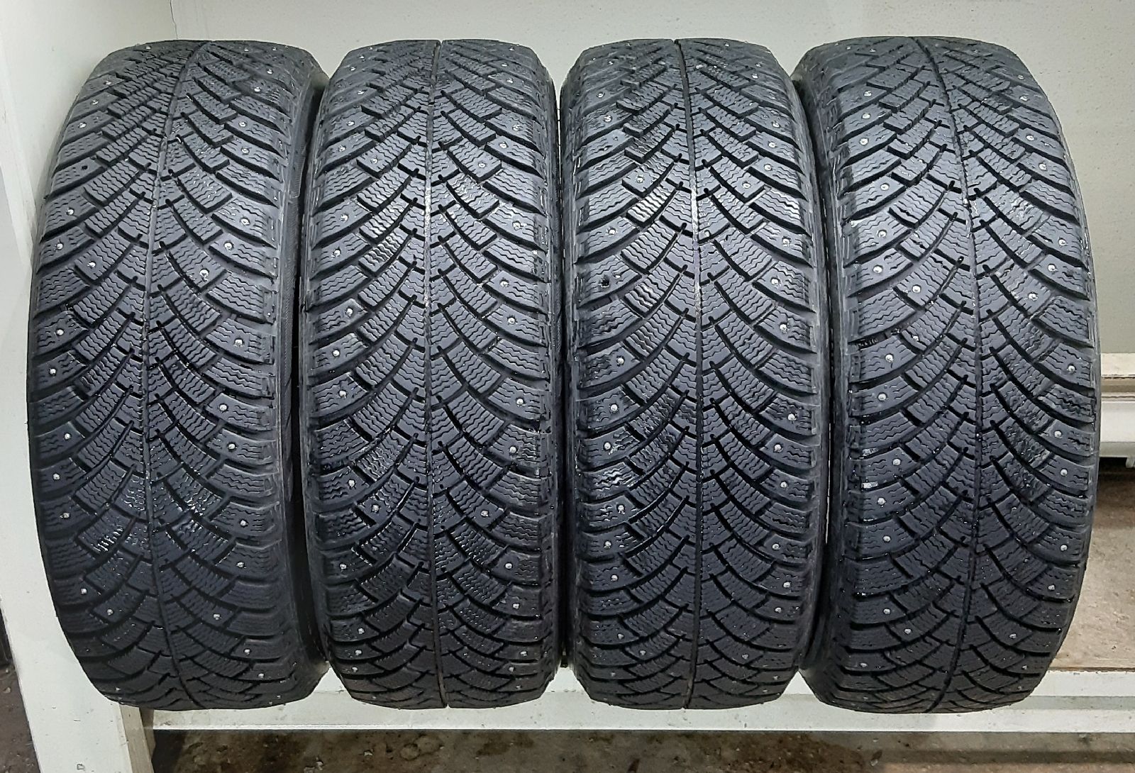 BFGoodrich G-Force Stud