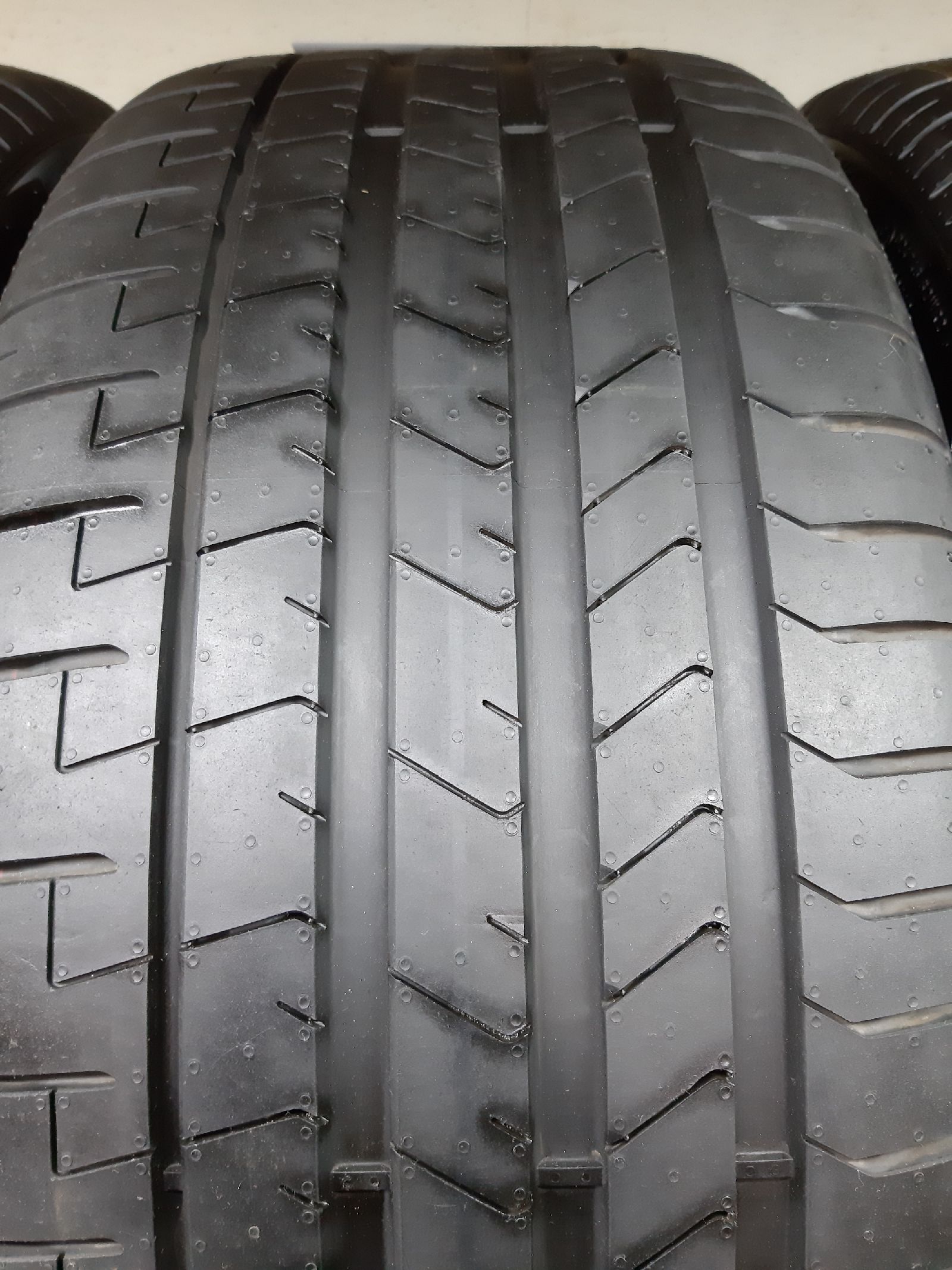 Pirelli P Zero II