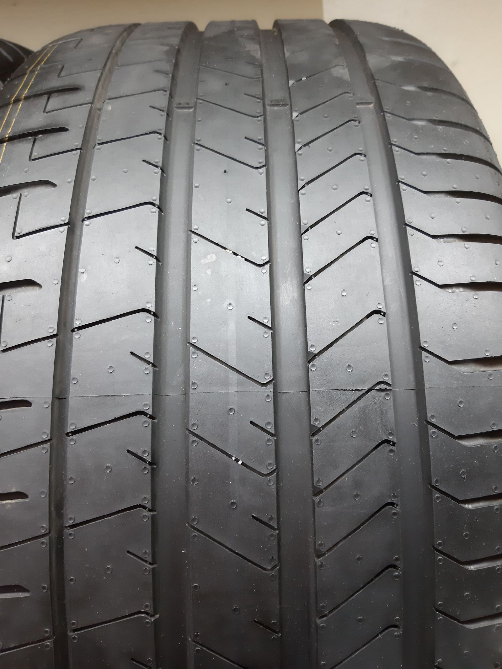 Pirelli P Zero II