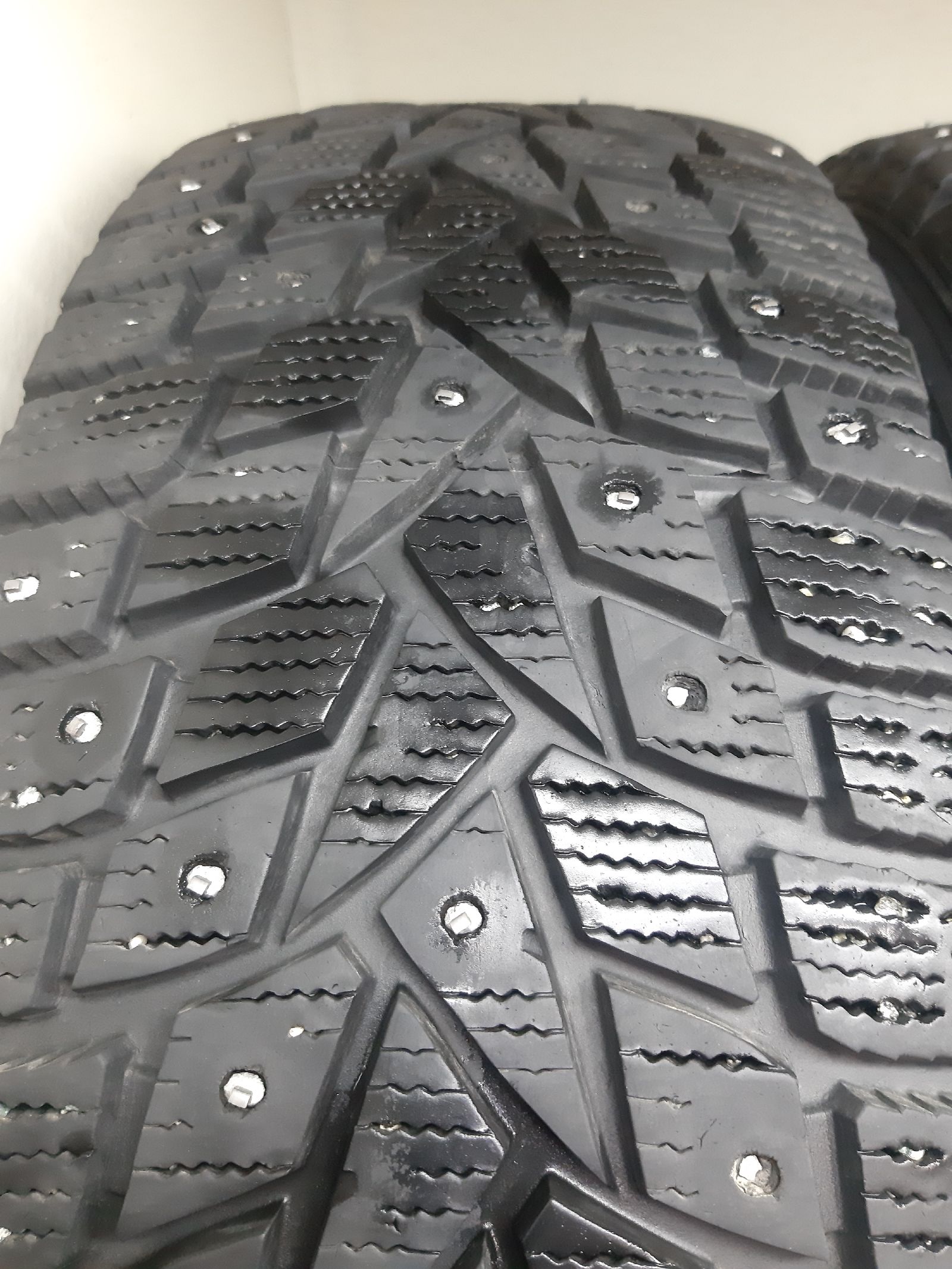 Dunlop Grandtrek Ice 02