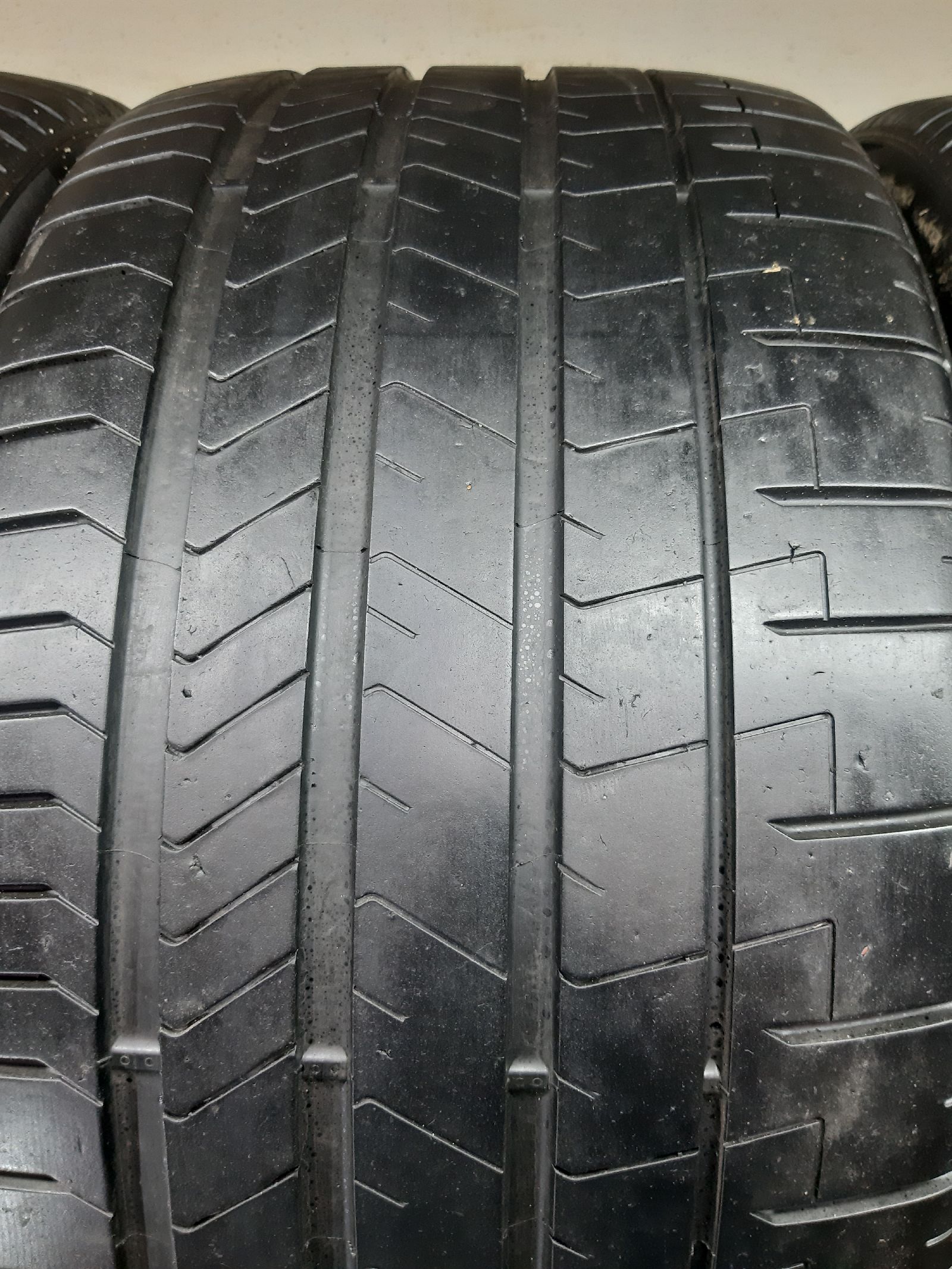 Pirelli P Zero