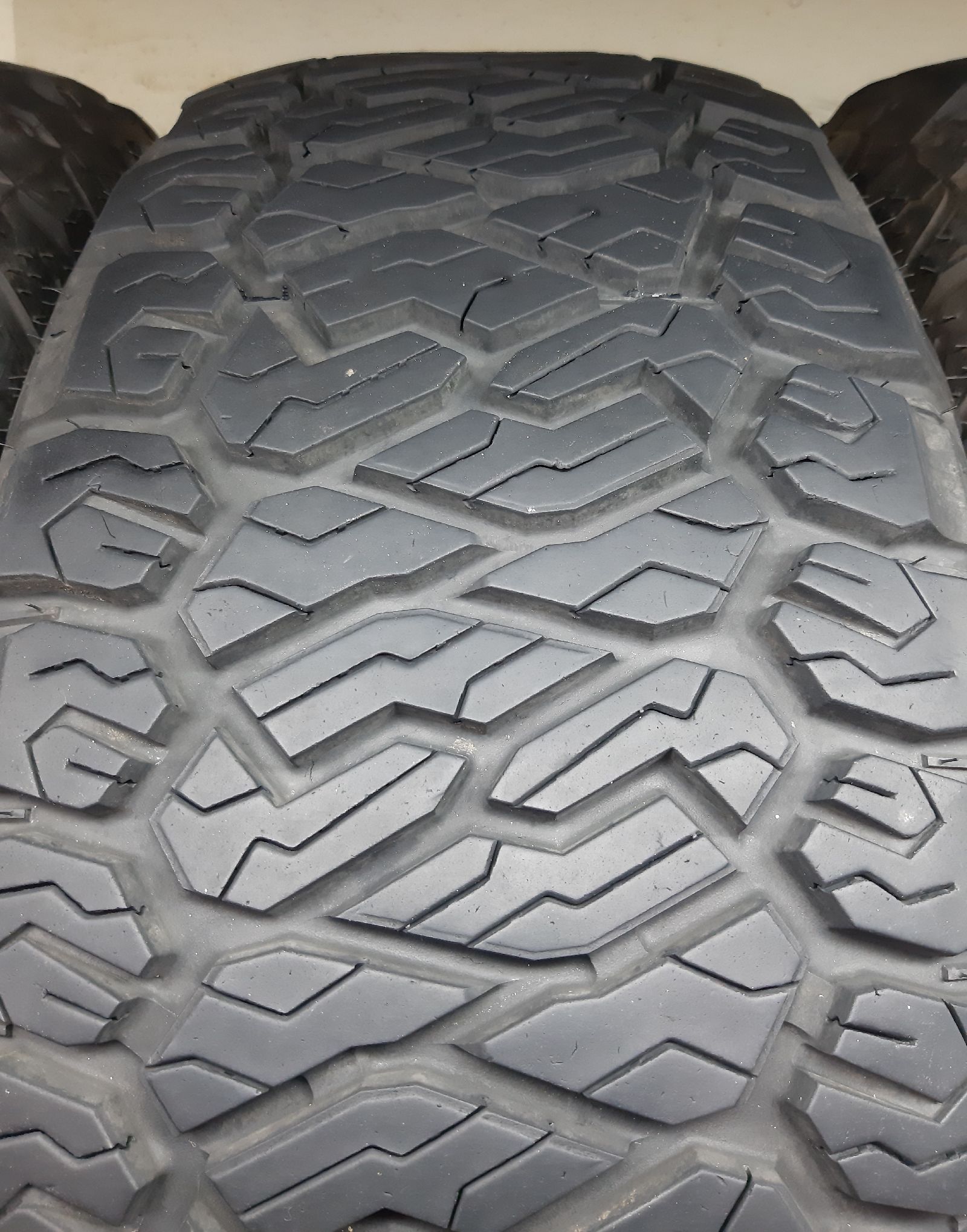 Maxxis AT-811 Razr AT