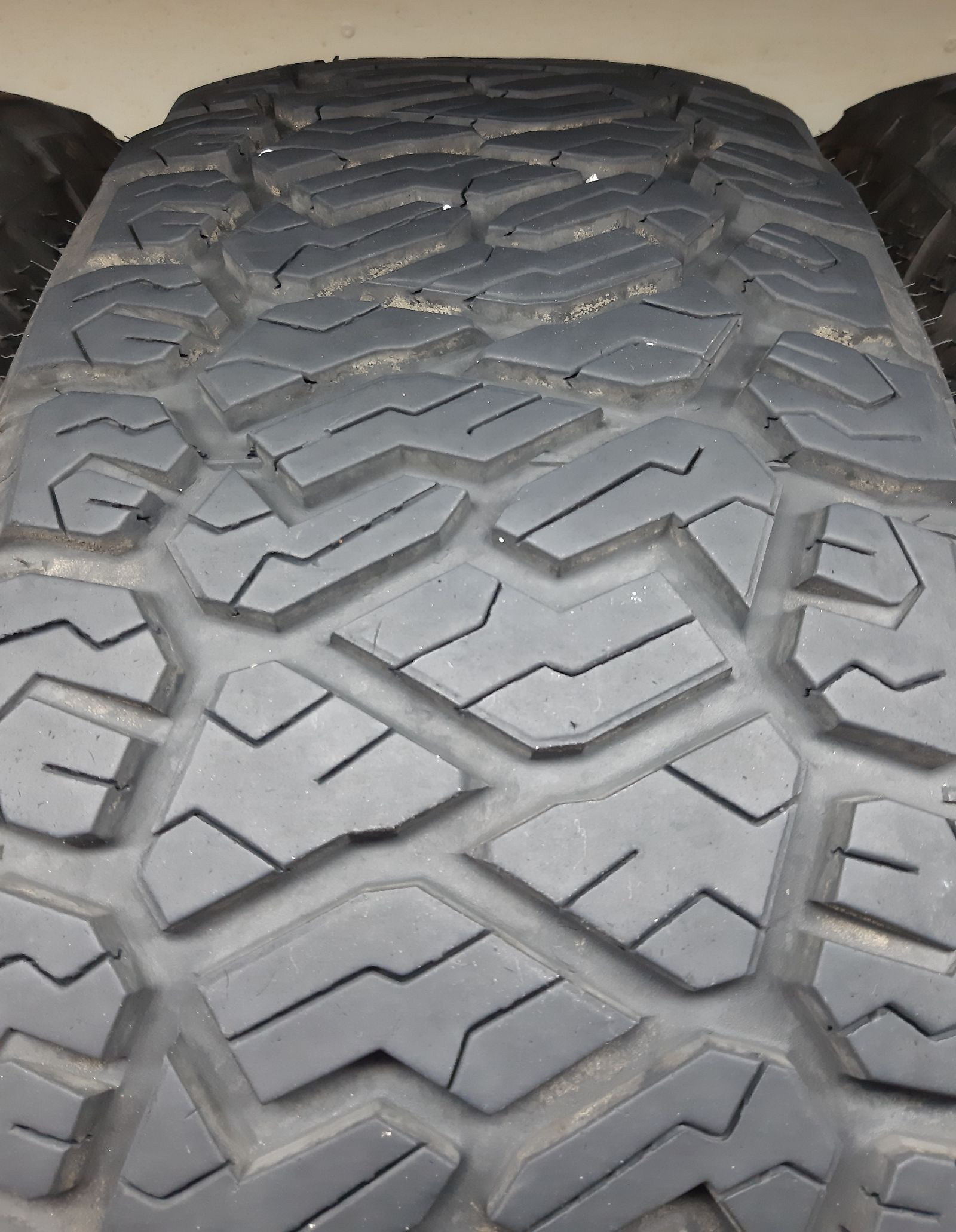 Maxxis AT-811 Razr AT
