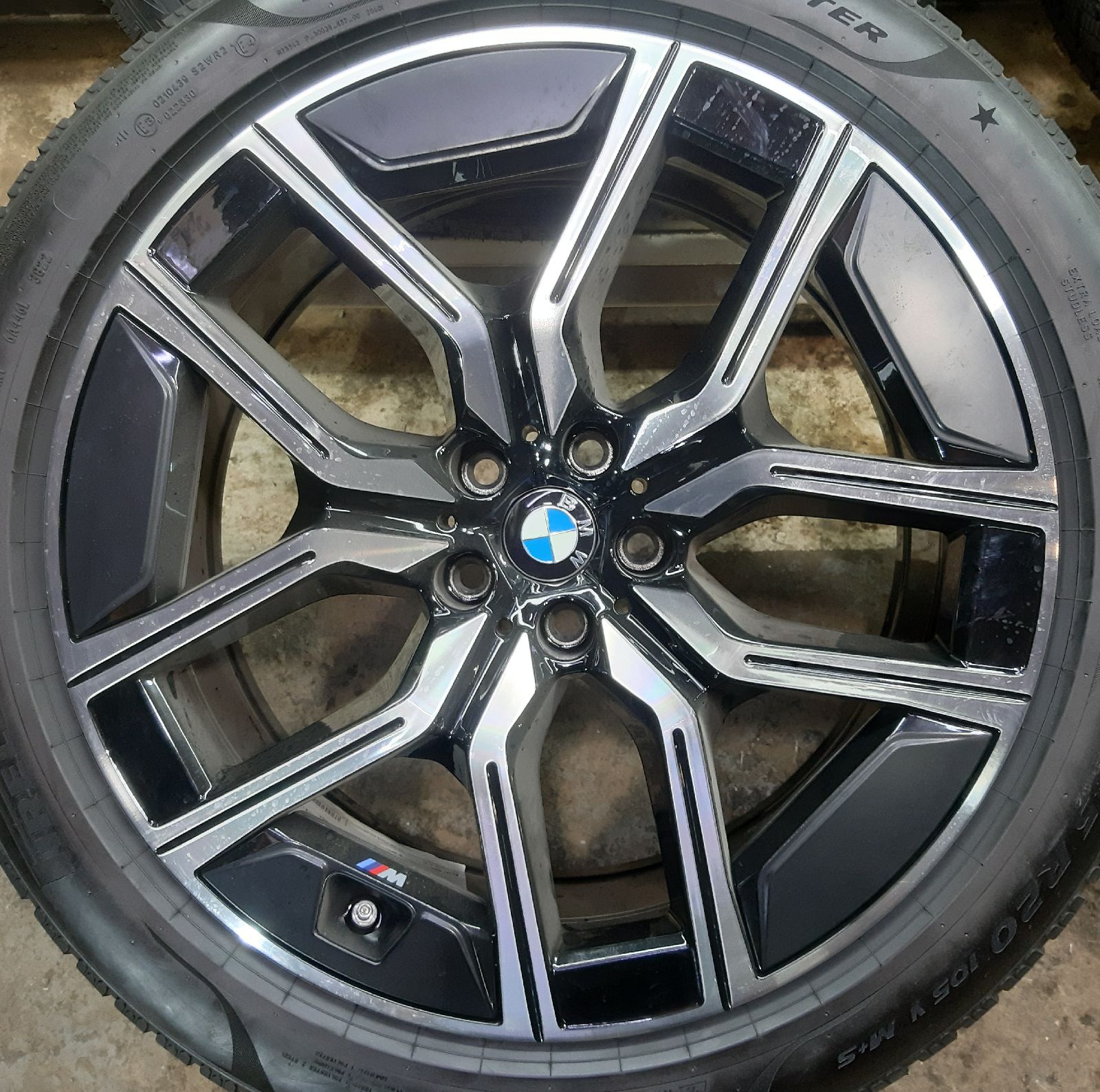 BMW