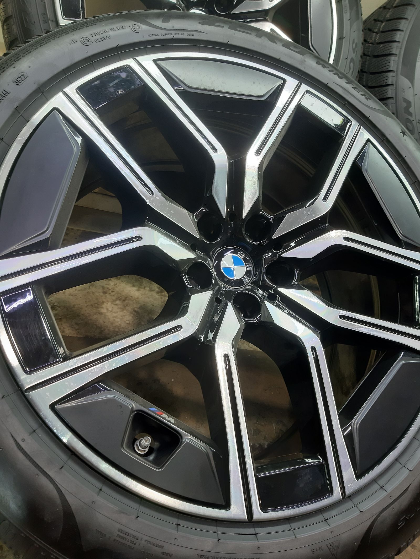 BMW