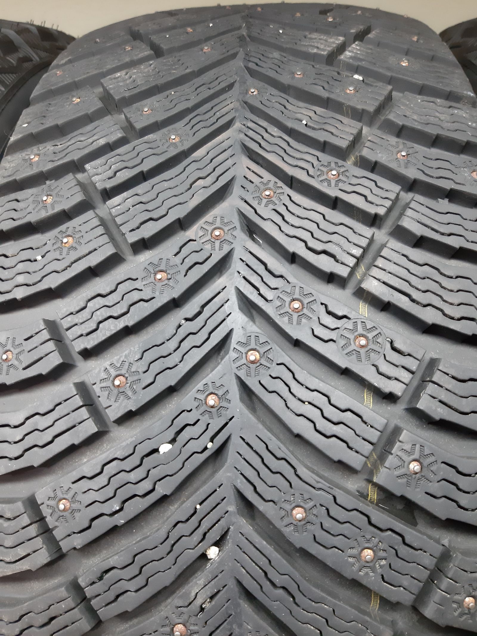 Michelin X-Ice North 4