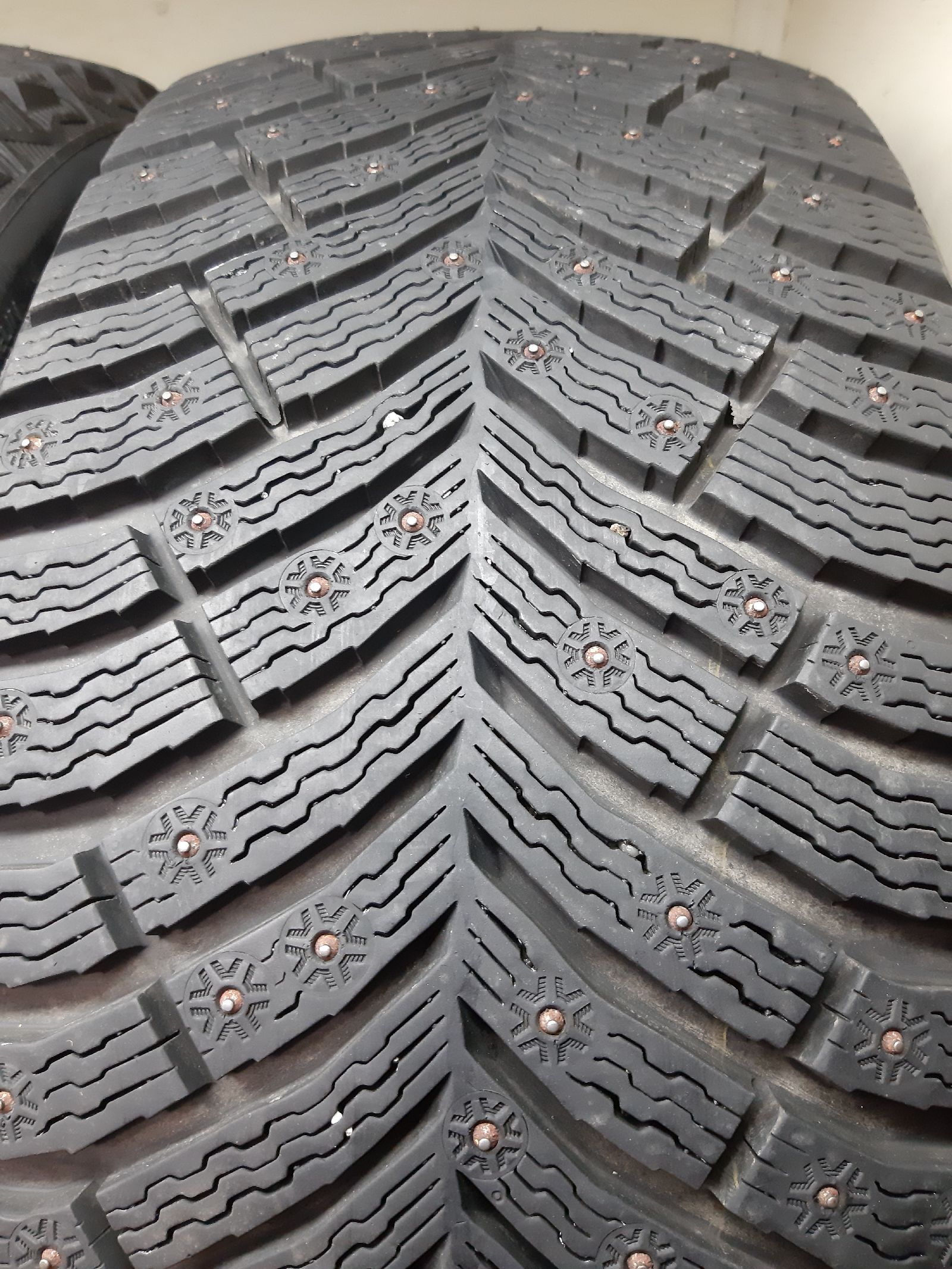Michelin X-Ice North 4