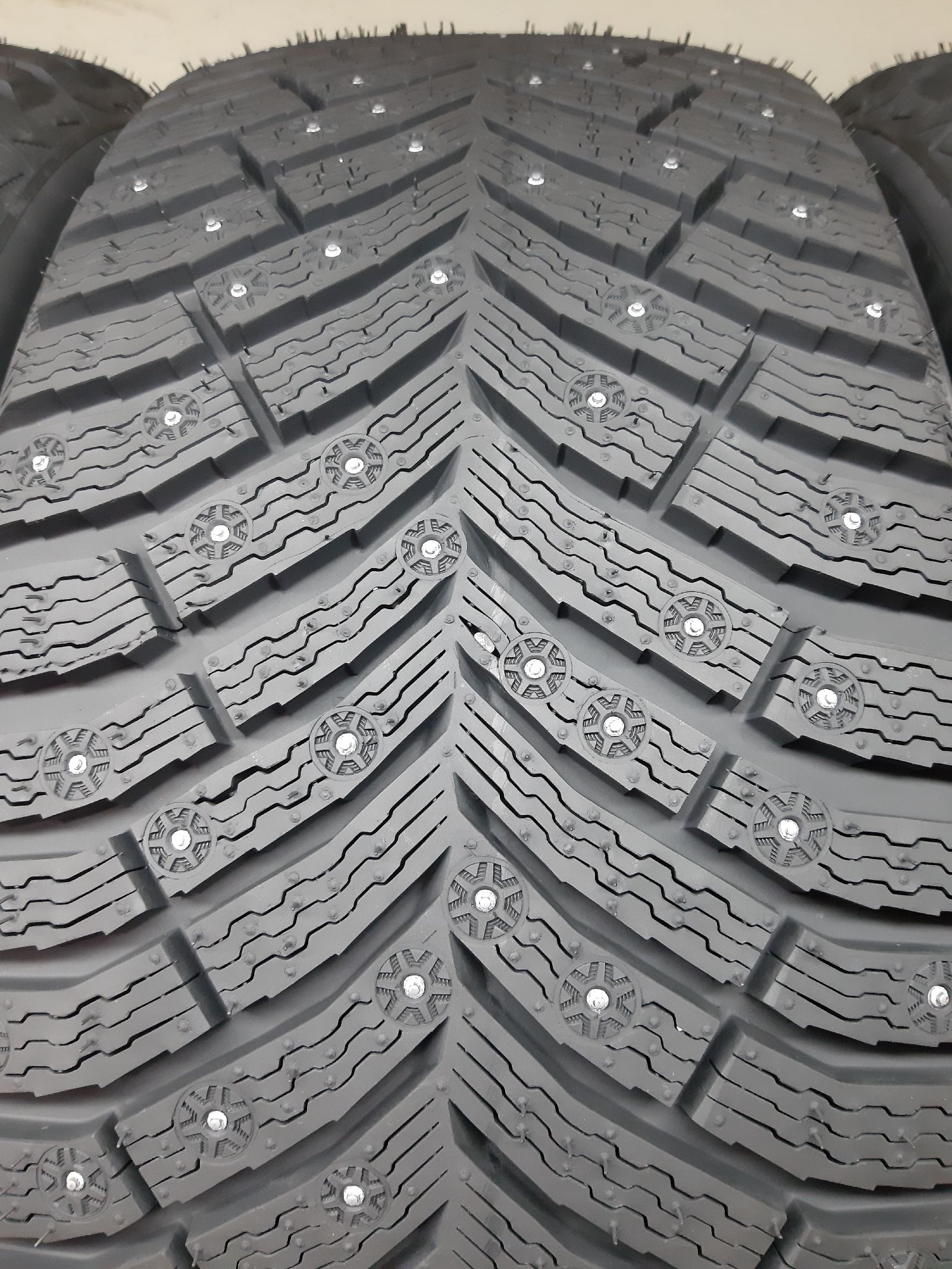 Michelin X-Ice North 4