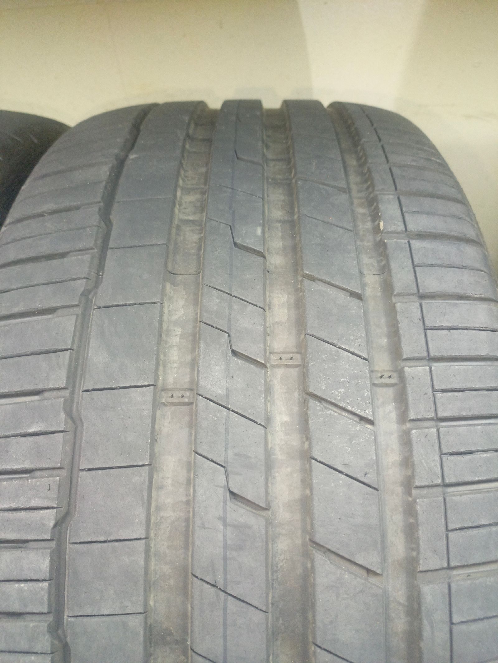 Hankook Ventus S1 Evo 3 SUV K127C