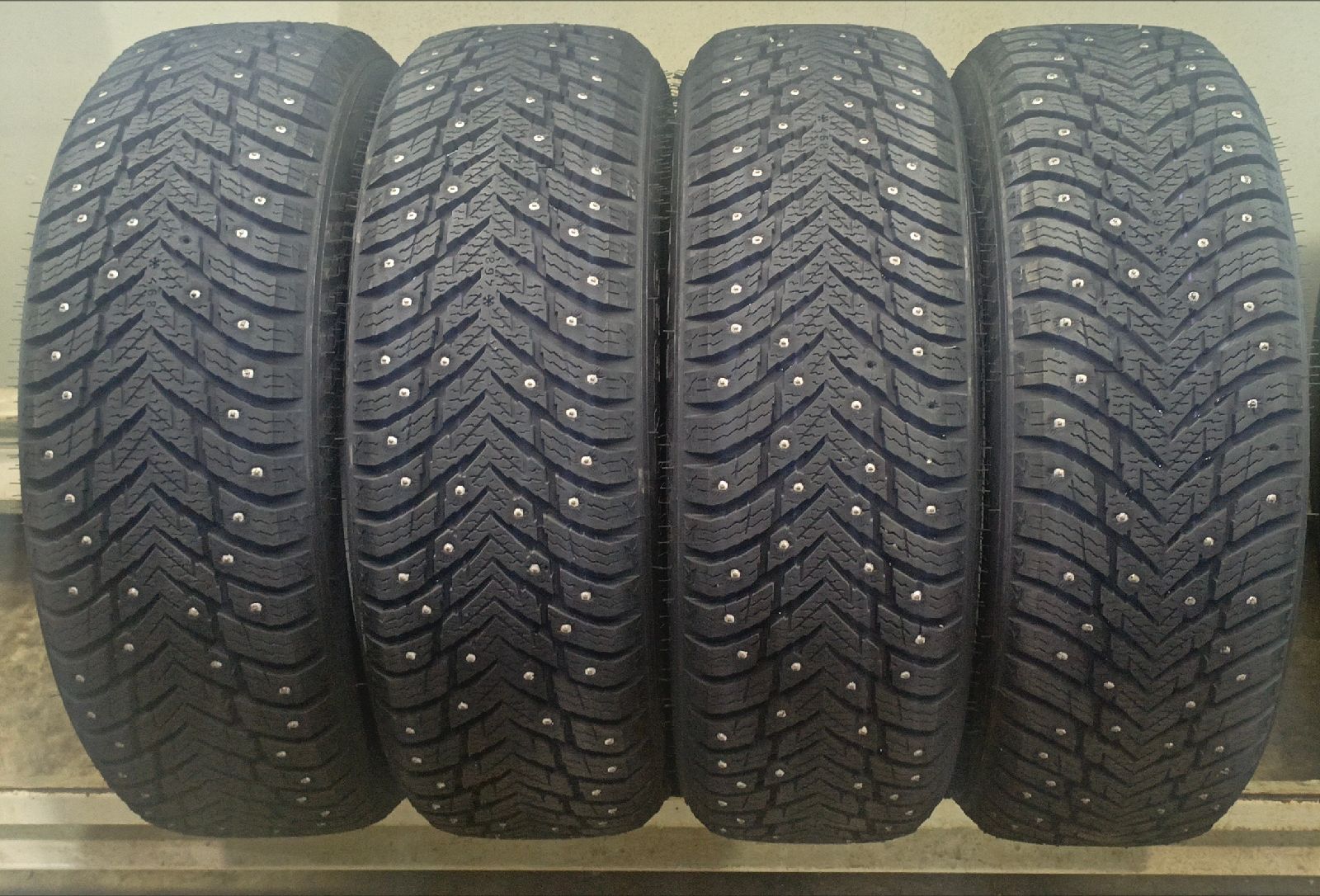 Nokian Tyres Hakkapeliitta 10p Nokian Tyres Hakkapeliitta 10p