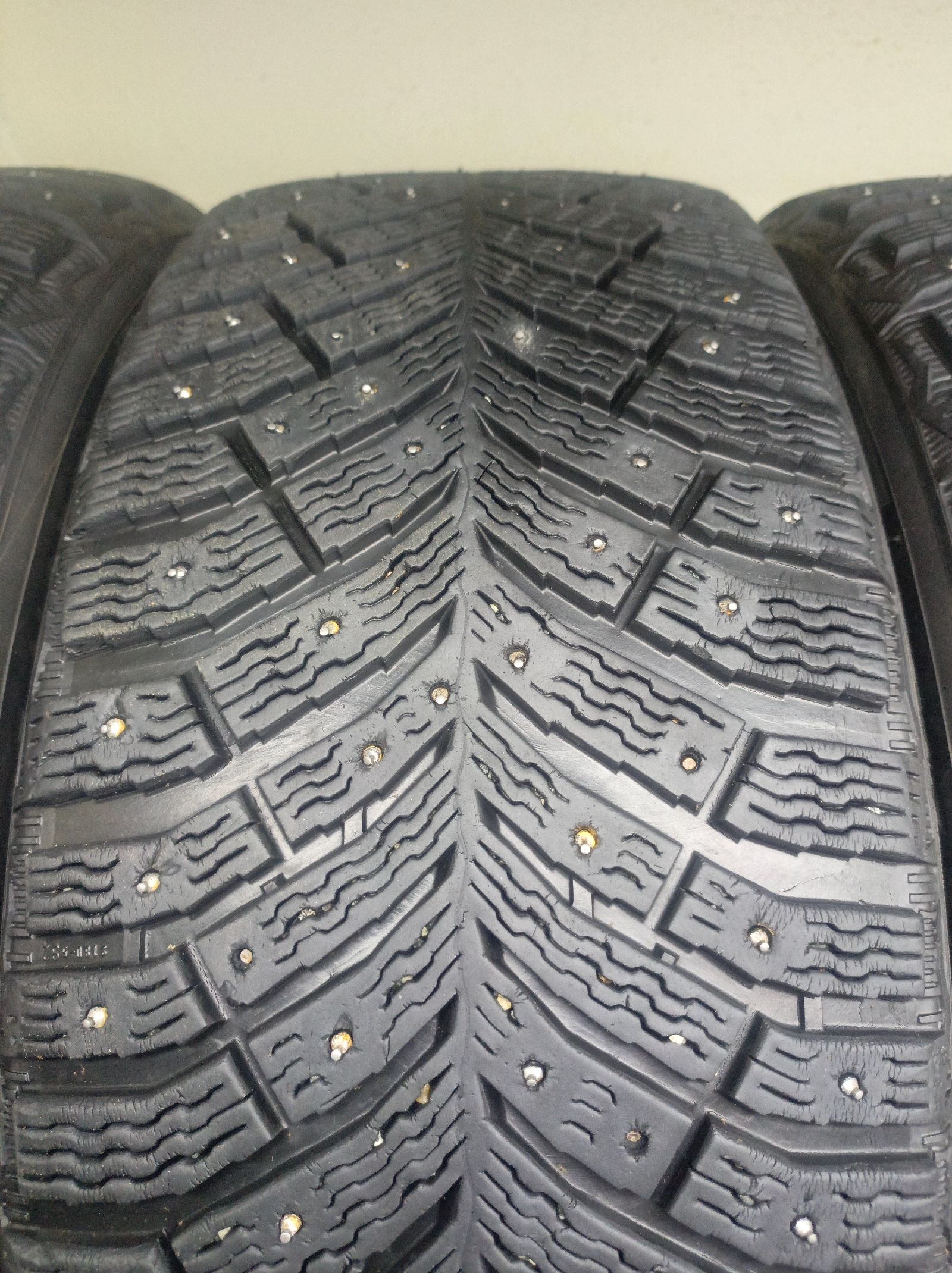 Michelin X-Ice North 4