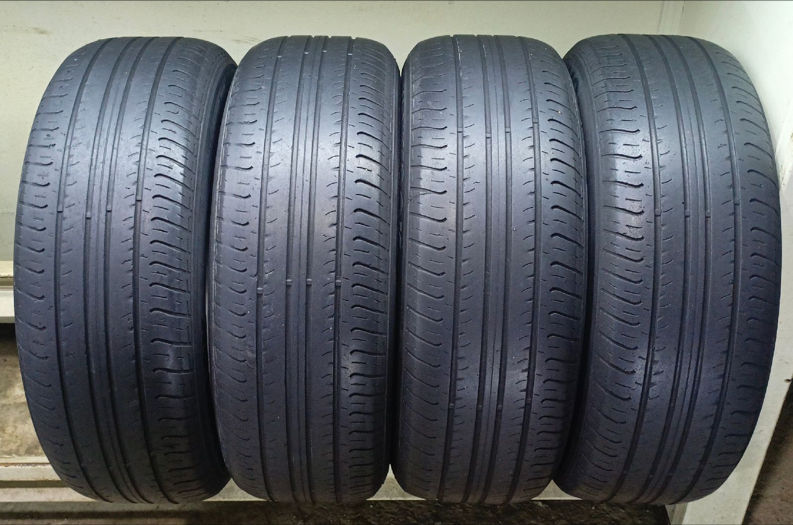 Hankook Optimo K415