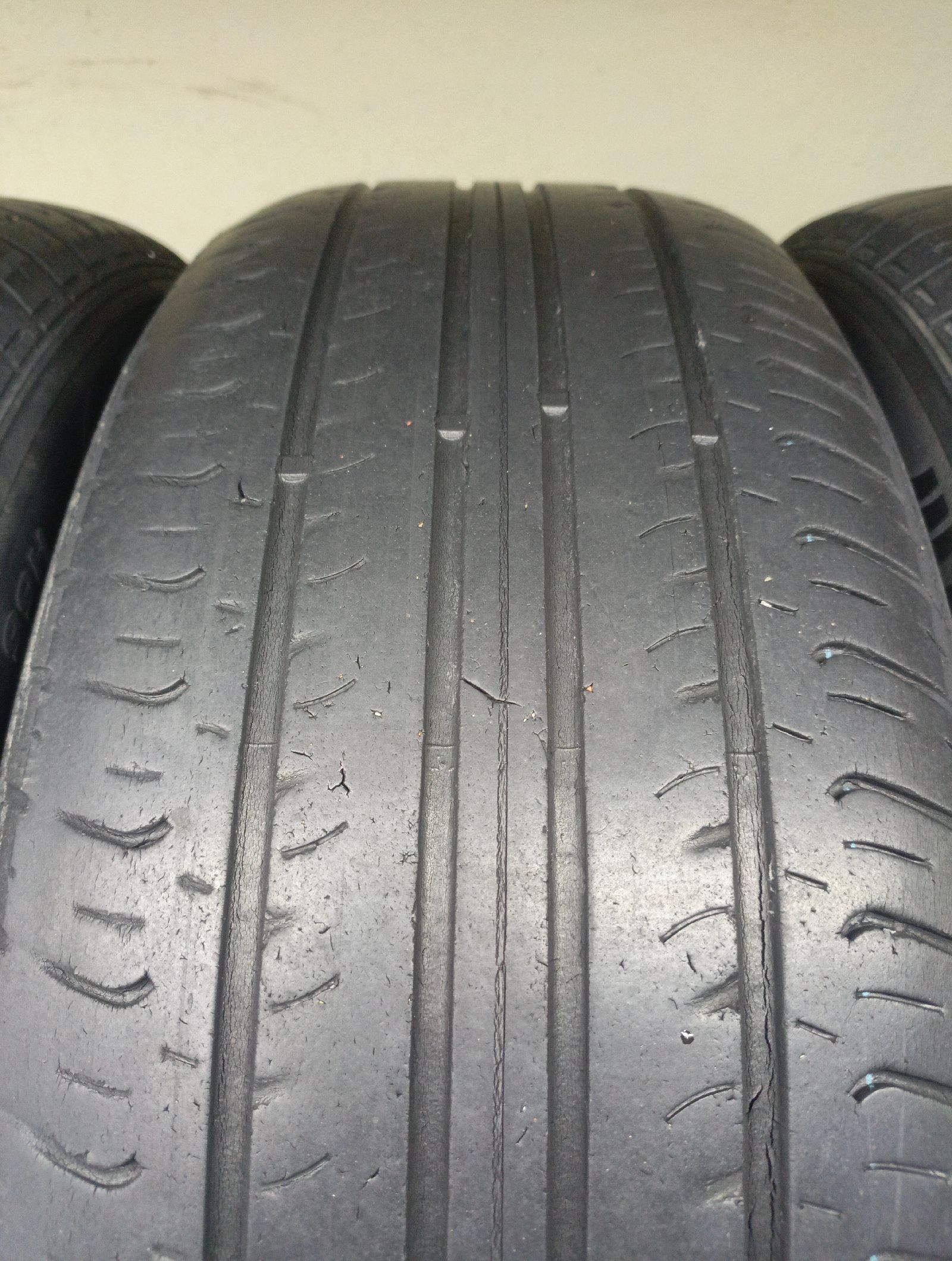 Hankook Optimo K415