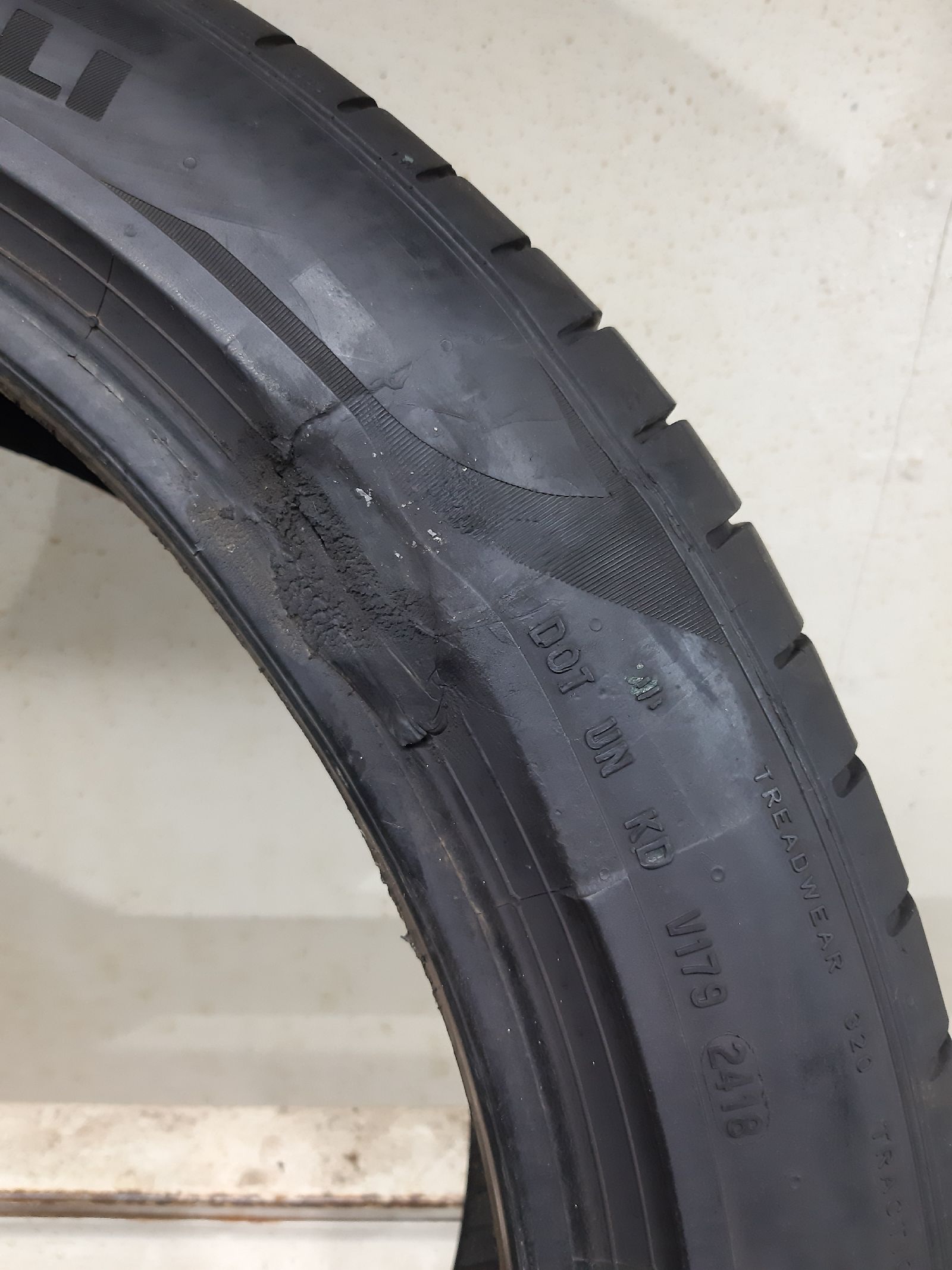 Pirelli P Zero Luxury Saloon