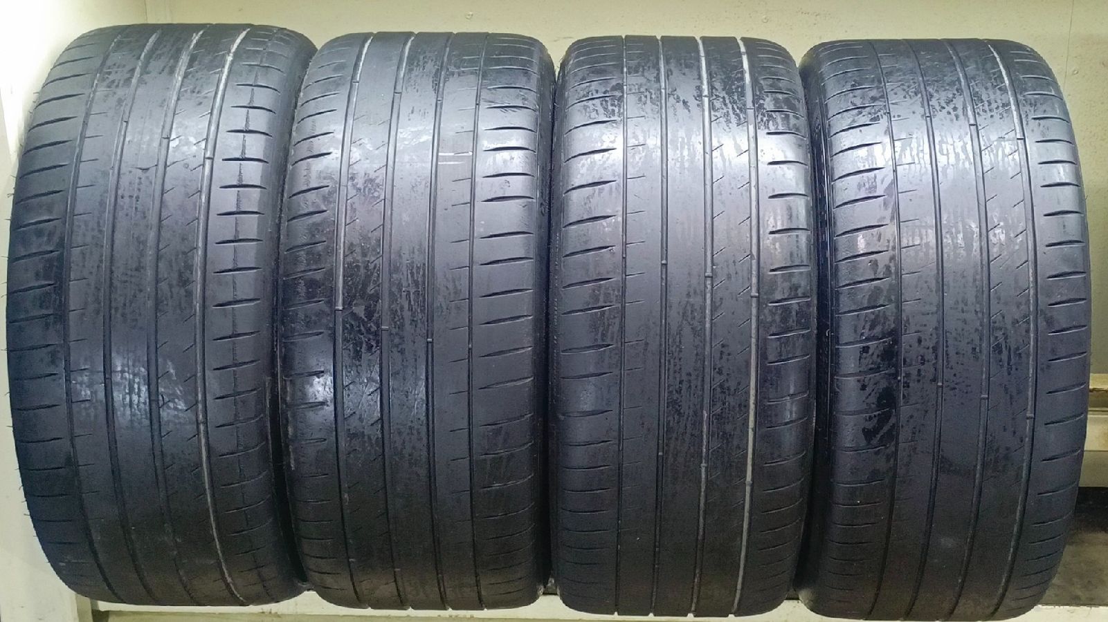 Michelin Pilot Sport 4 S Michelin Pilot Sport 4 S