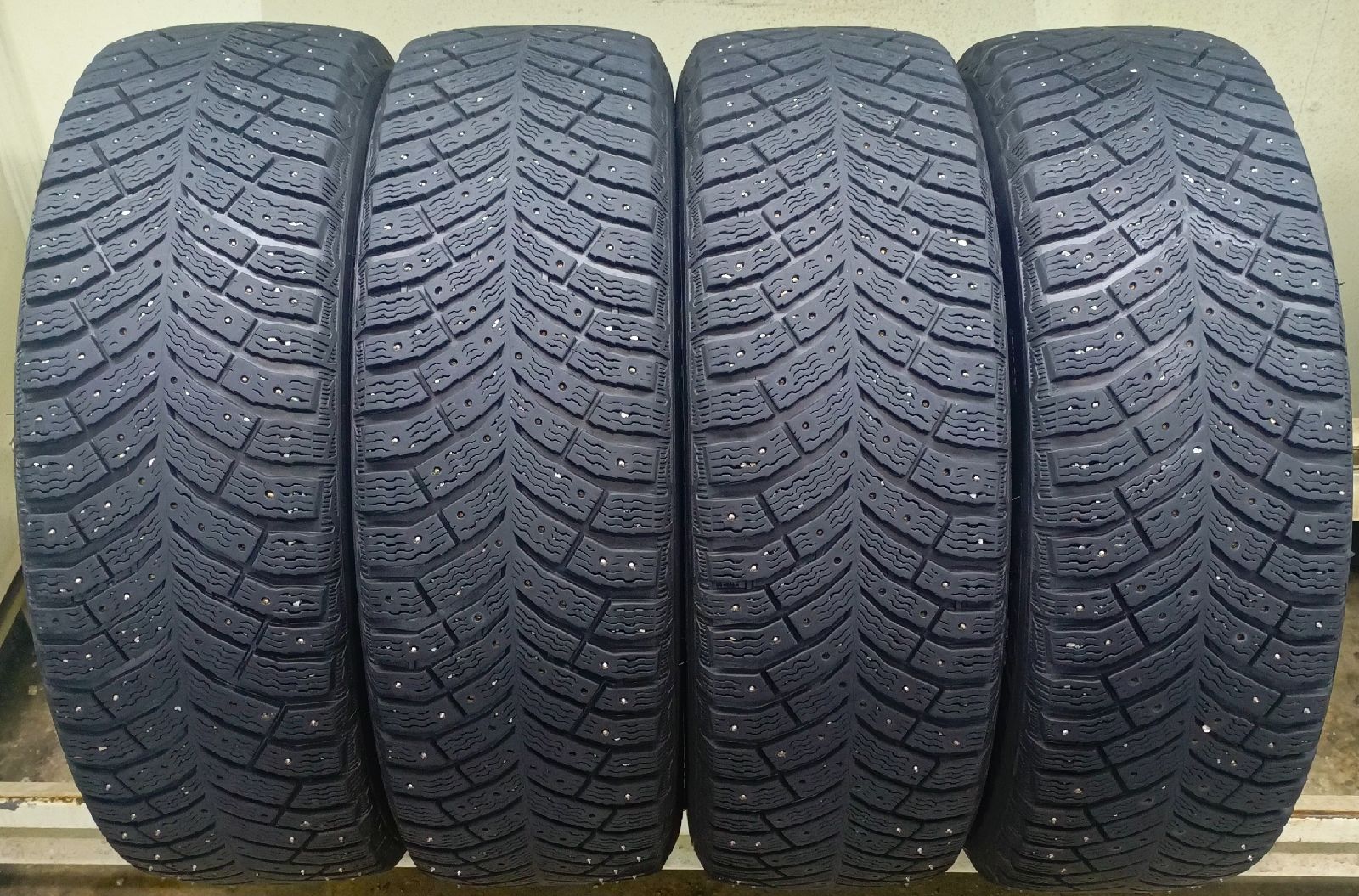 Michelin X-Ice North 4 Michelin X-Ice North 4