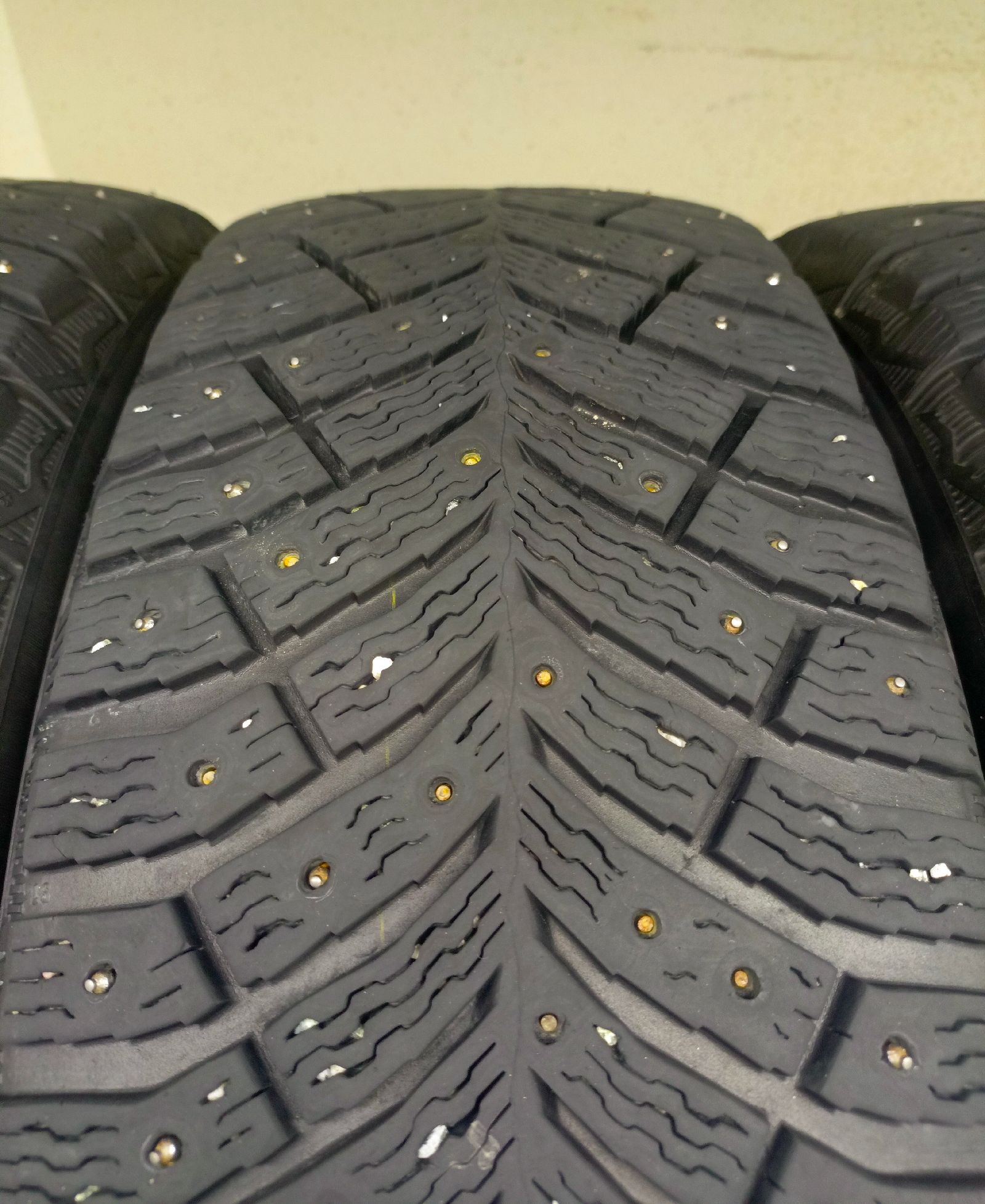Michelin X-Ice North 4