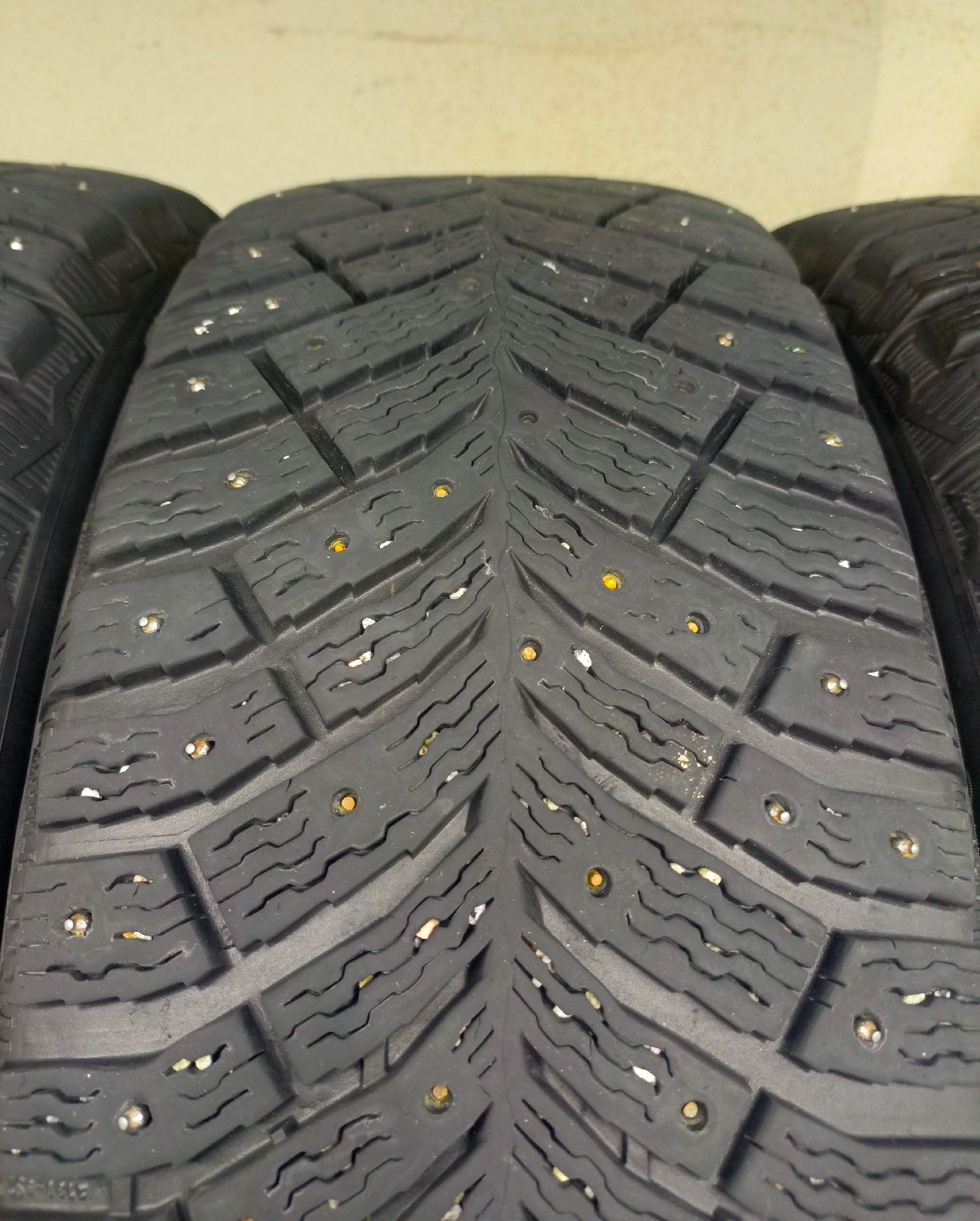 Michelin X-Ice North 4