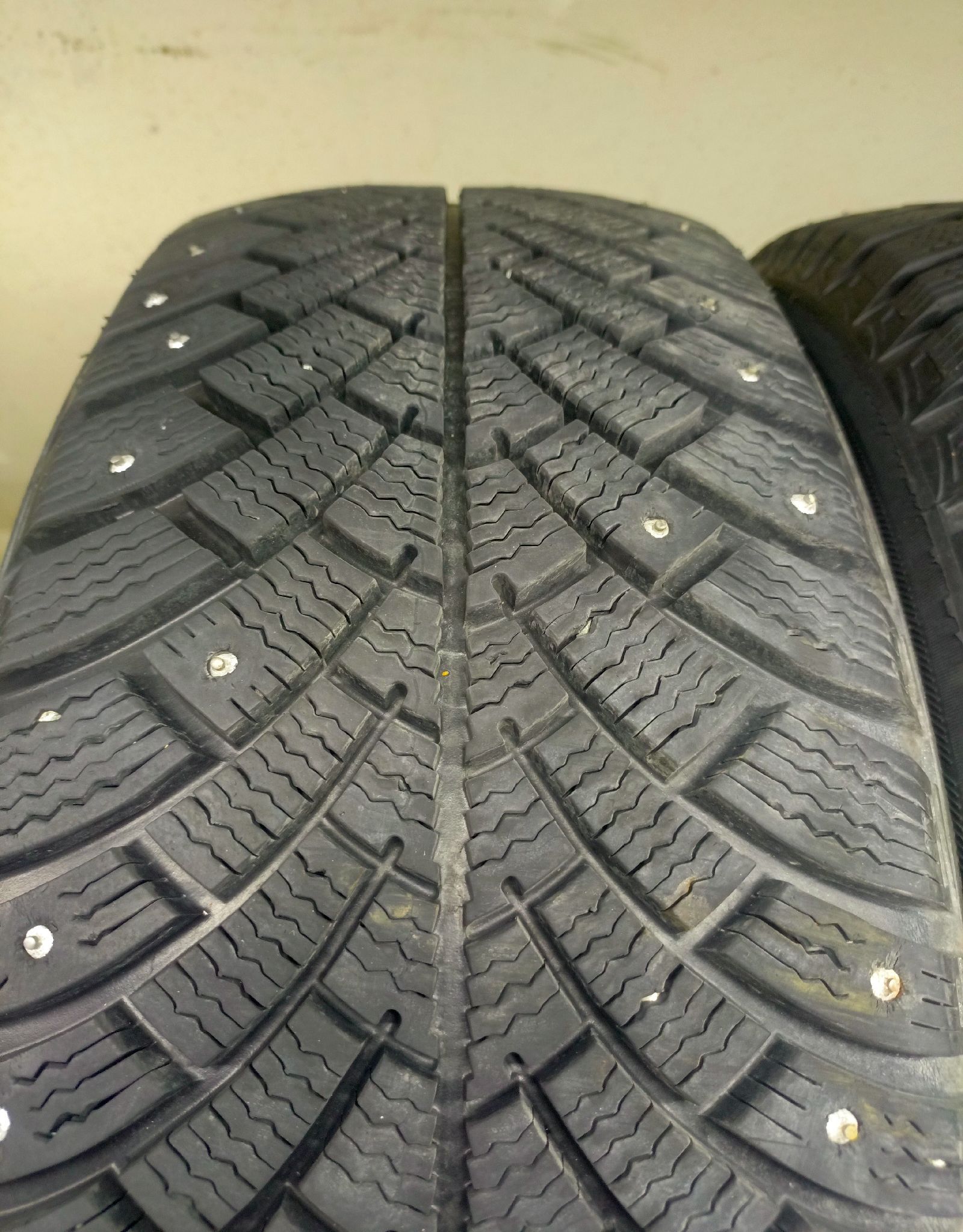 BFGoodrich G-Force Stud