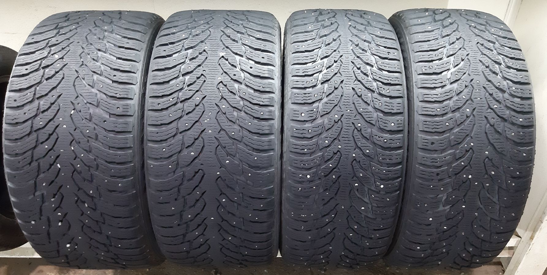 Nokian Tyres Hakkapeliitta 9 SUV Nokian Tyres Hakkapeliitta 9 SUV