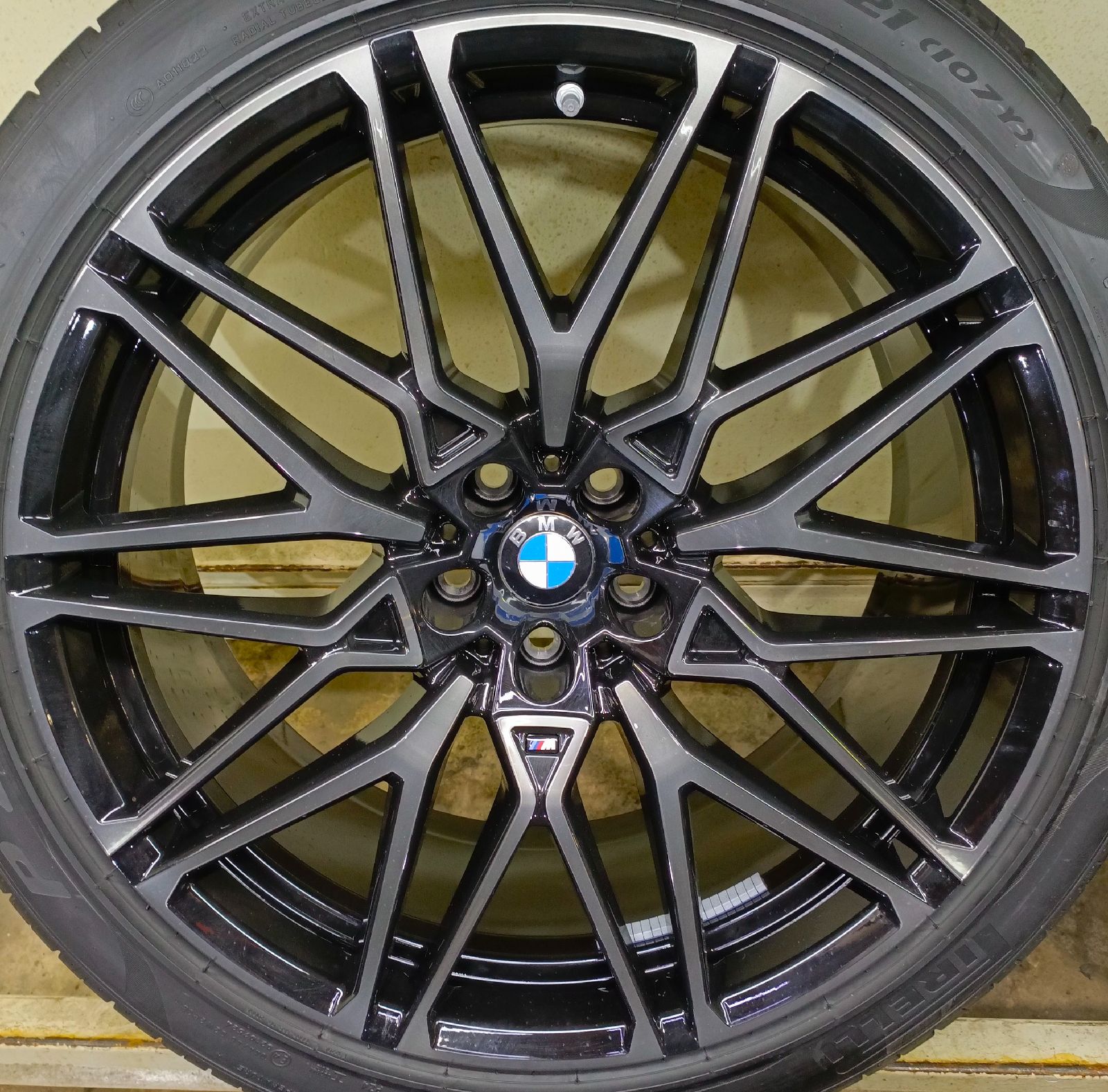 BMW BMW