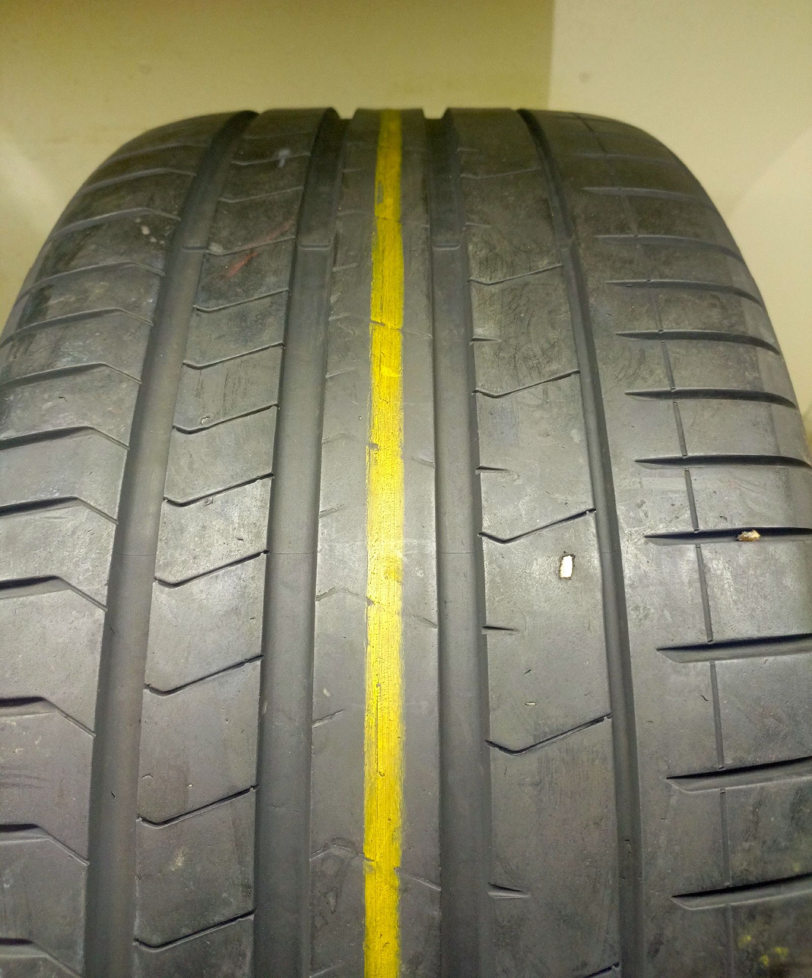 Pirelli P Zero