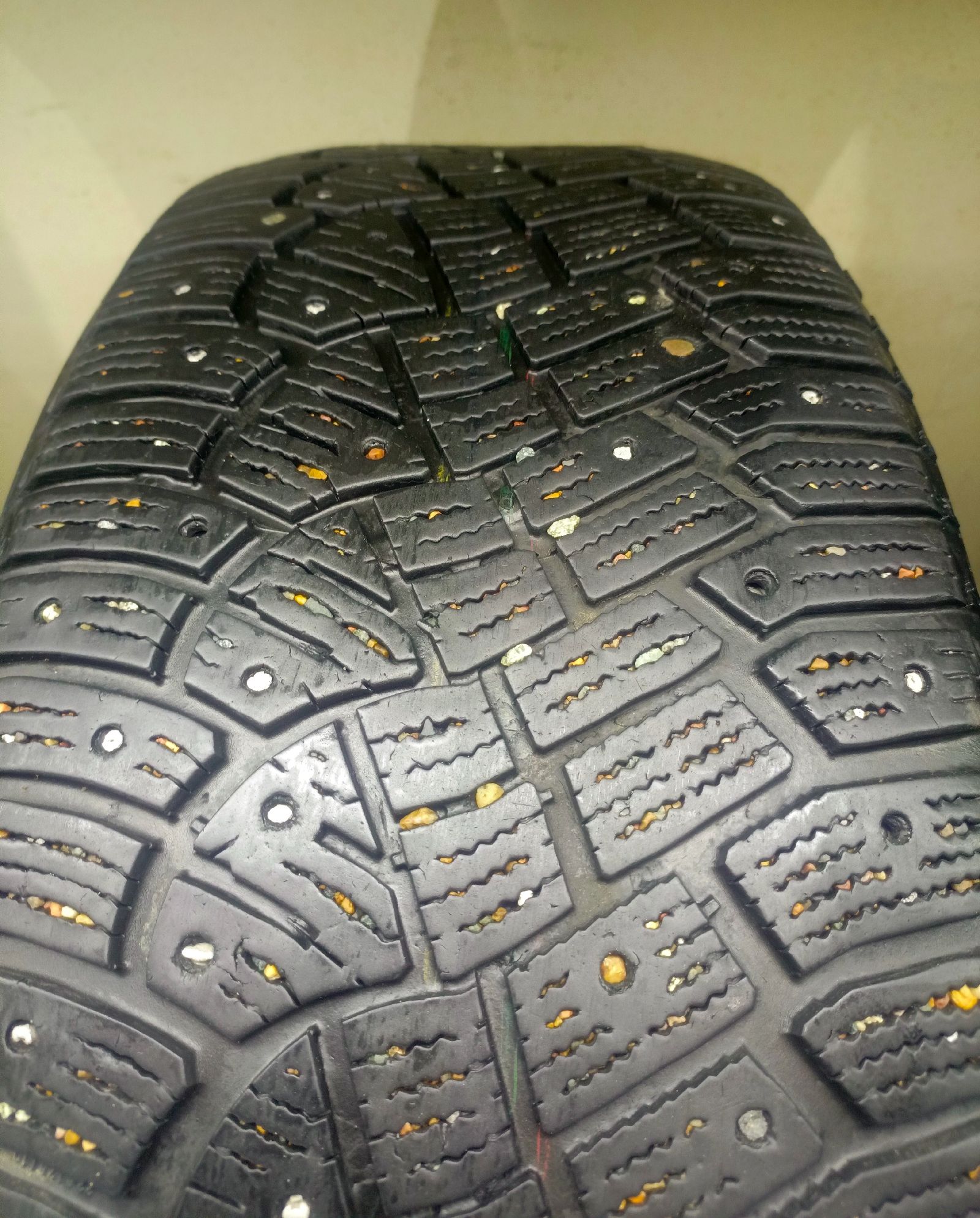 Continental IceContact 2