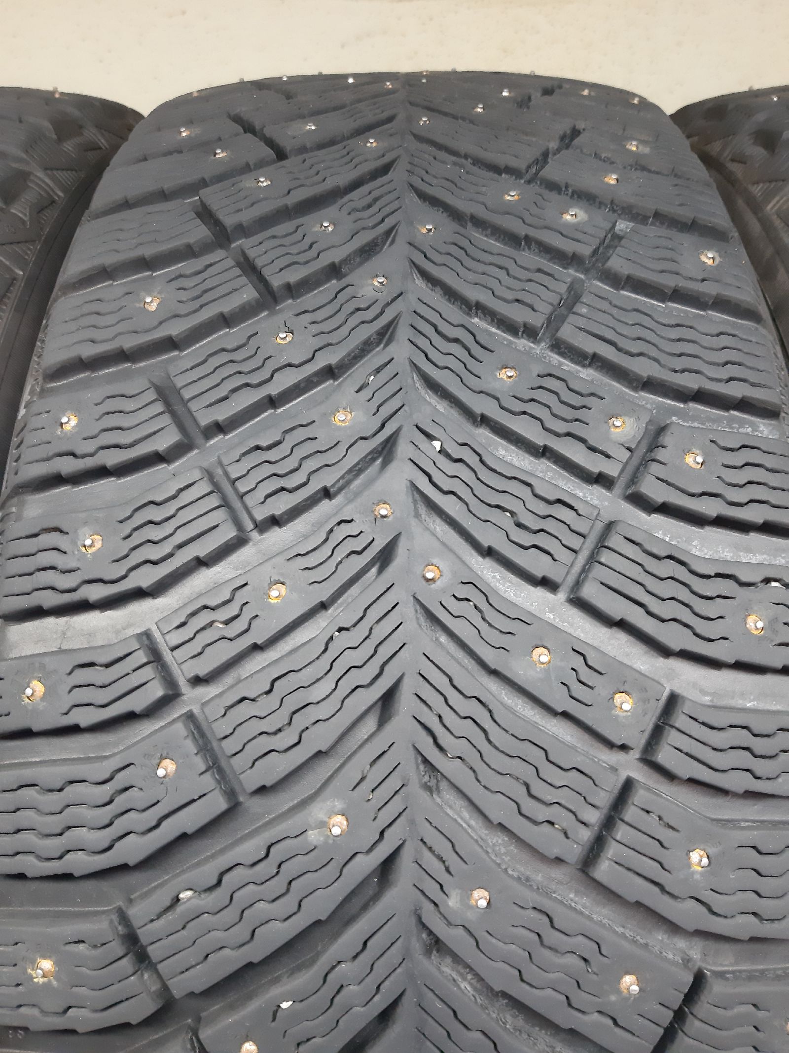 Michelin X-Ice North 4