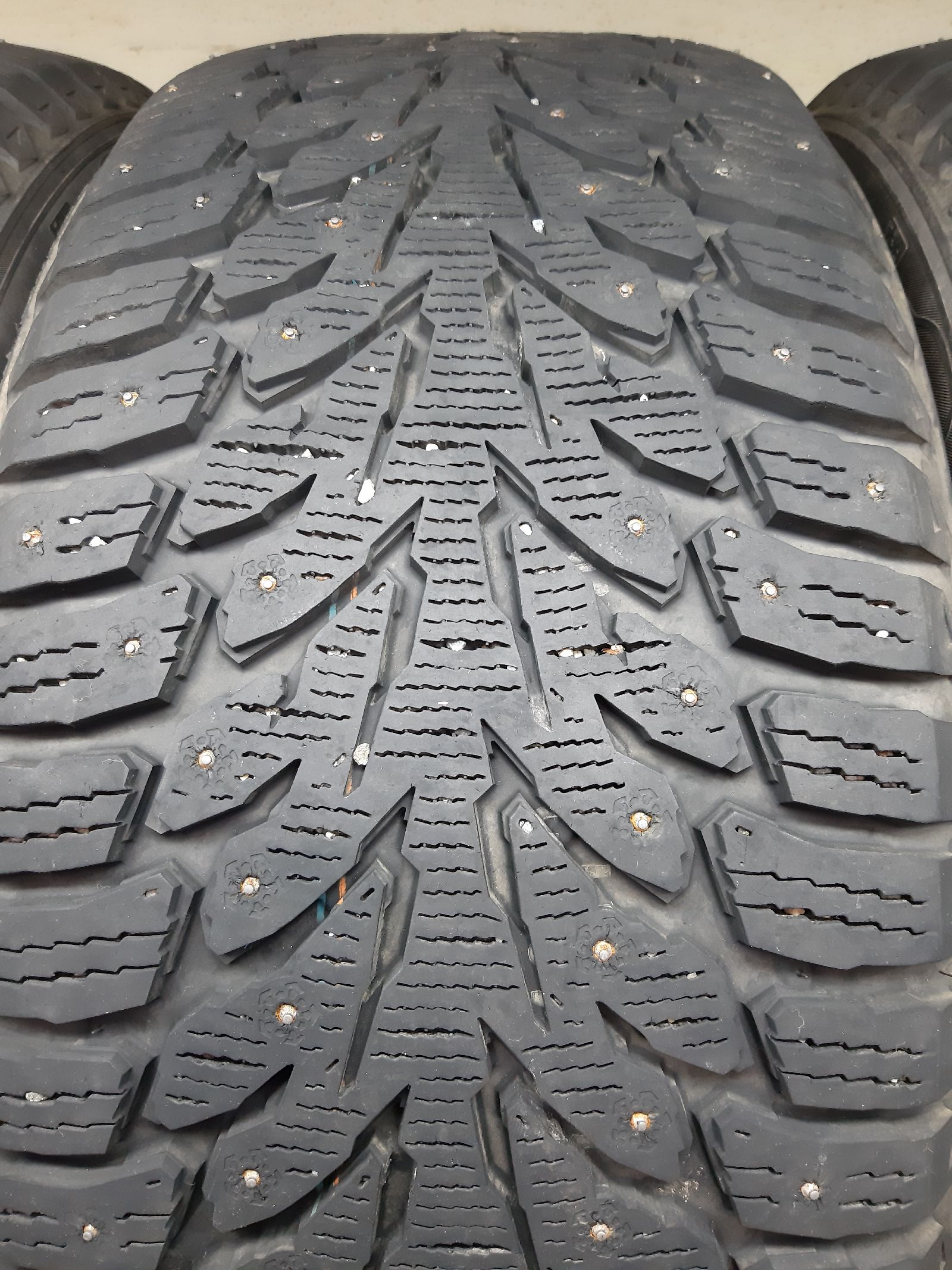 Kumho WinterCraft Ice Wi32