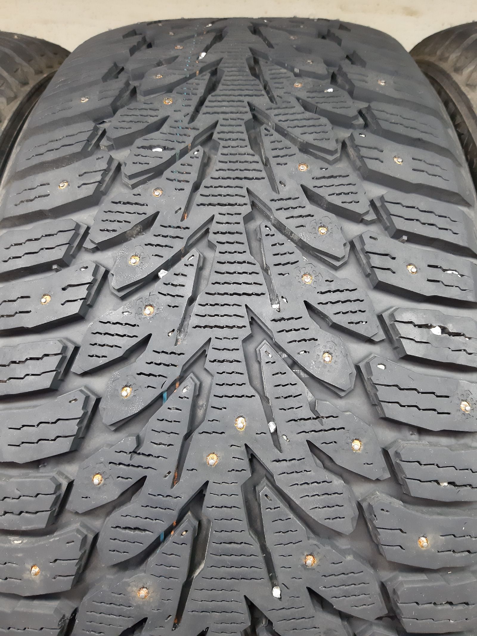 Kumho WinterCraft Ice Wi32