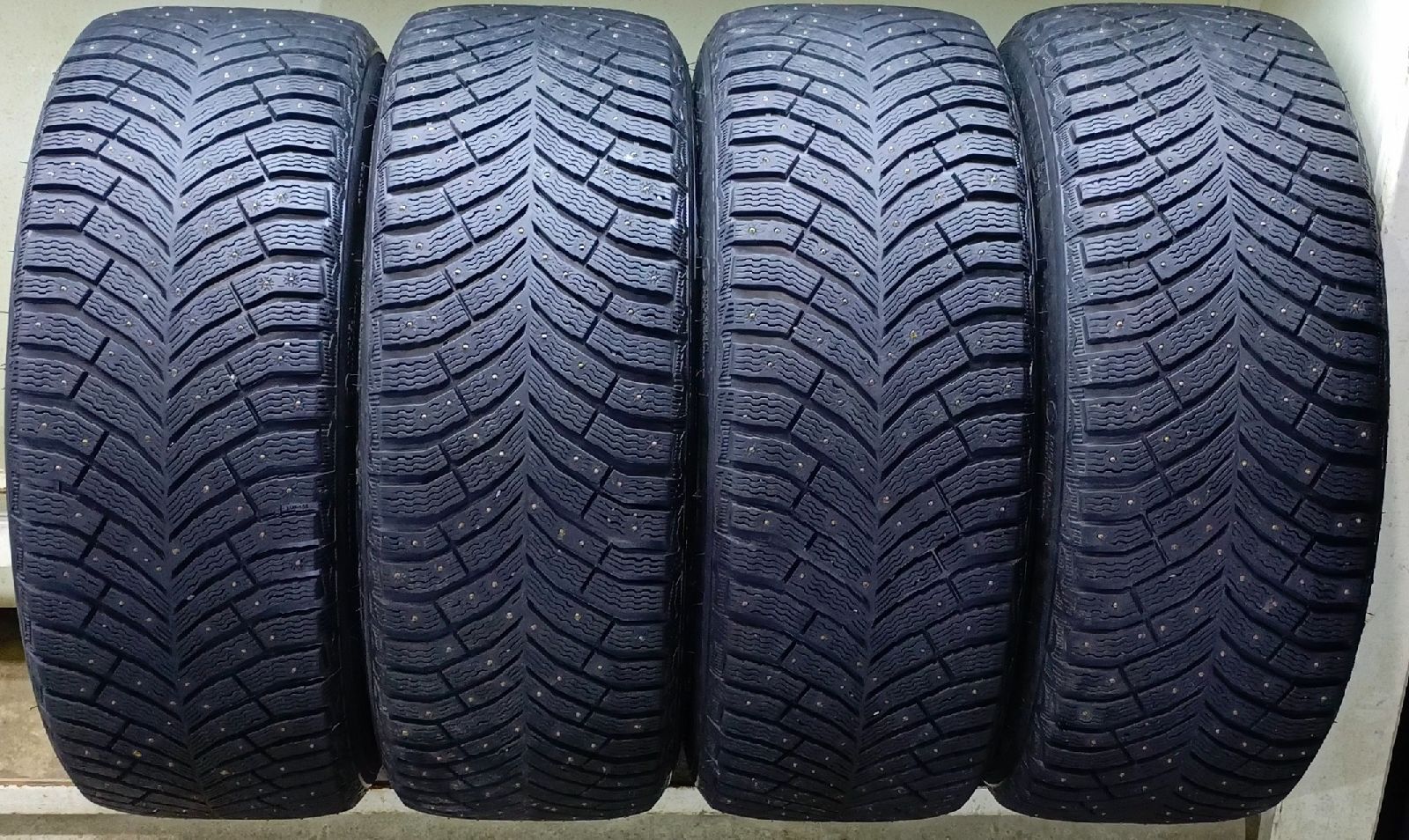 Michelin X-Ice North 4